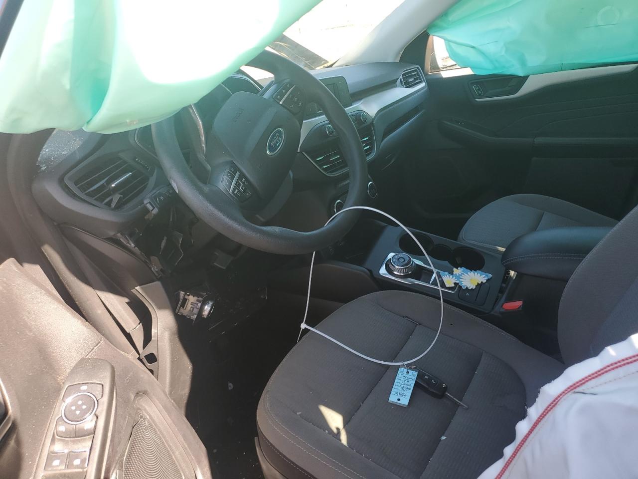 2022 Ford Escape - Image 7