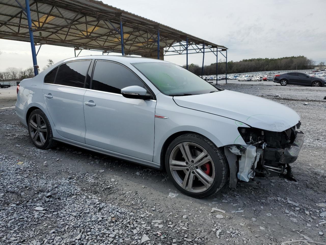 2017 Volkswagen Jetta - Image 4