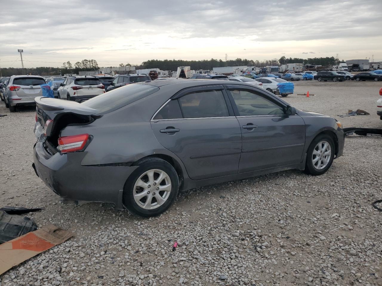 2011 Toyota Camry - Image 3