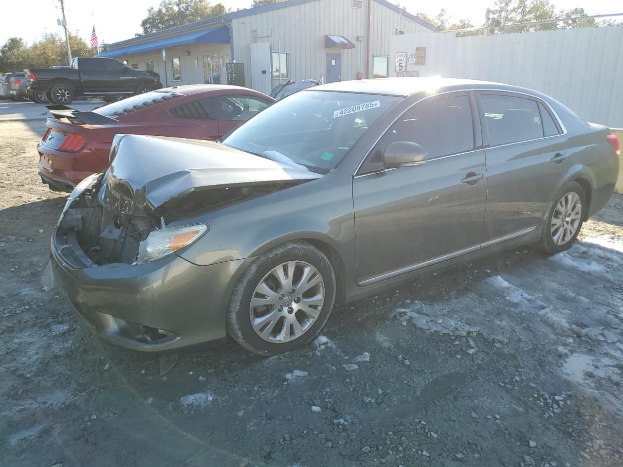 2011 Toyota Avalon - Image 1