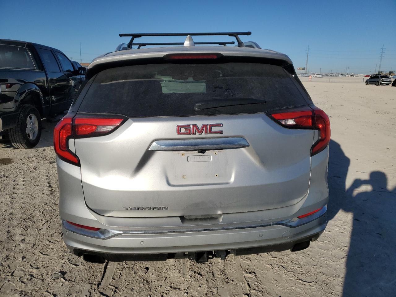 2018 GMC Terrain - Image 6
