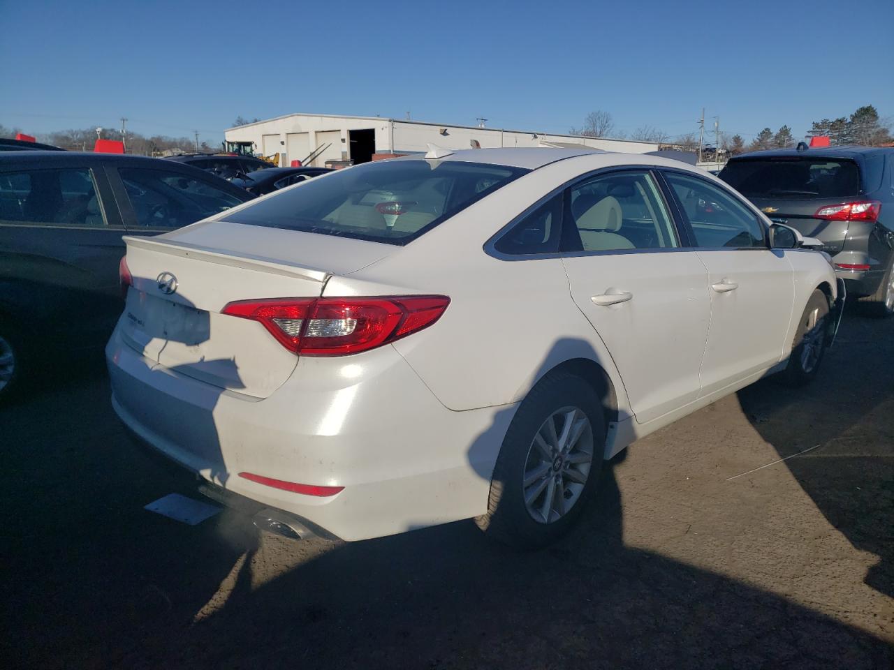 2015 Hyundai Sonata - Image 3