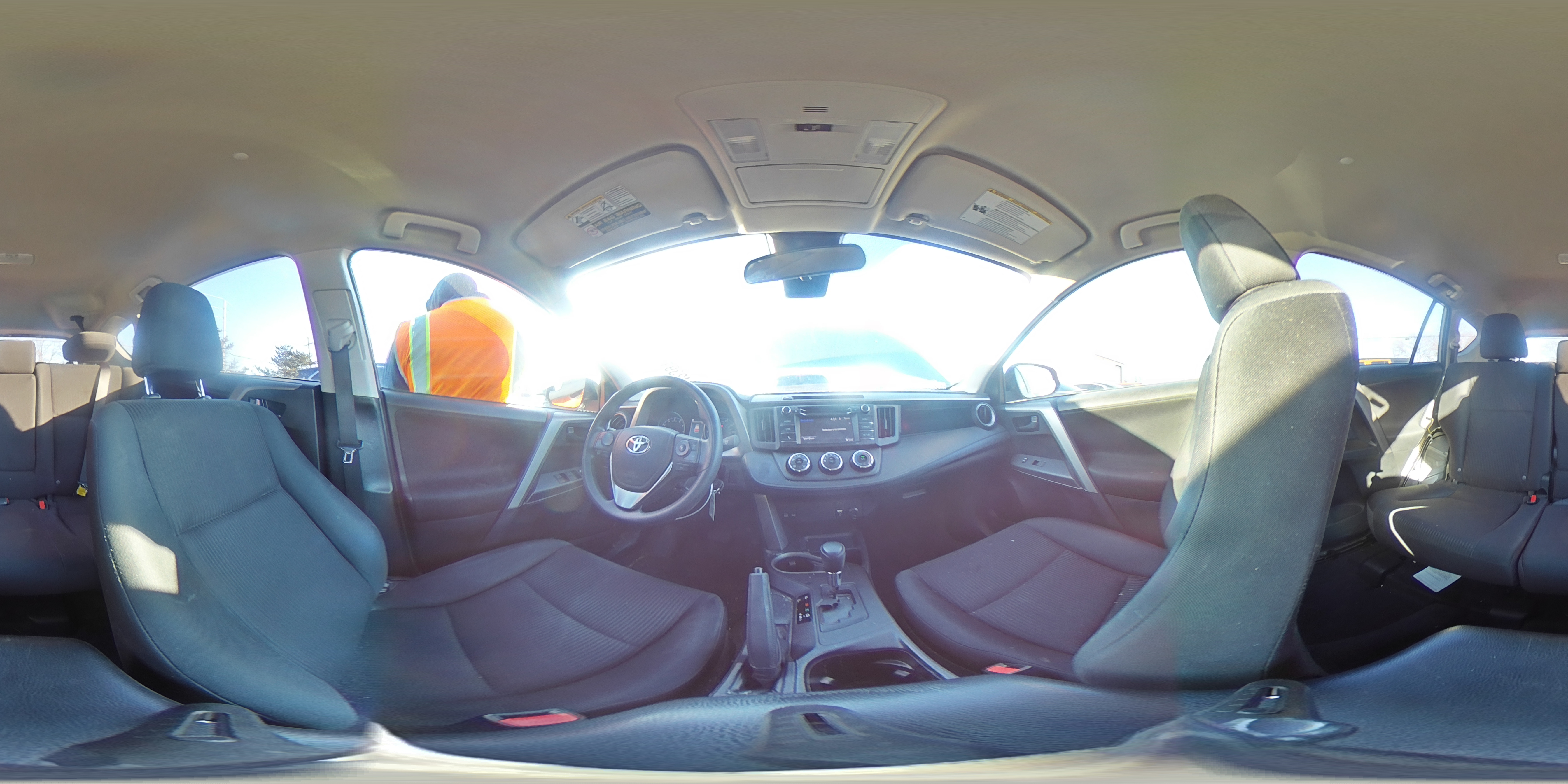 2017 Toyota RAV 4 - Image 14
