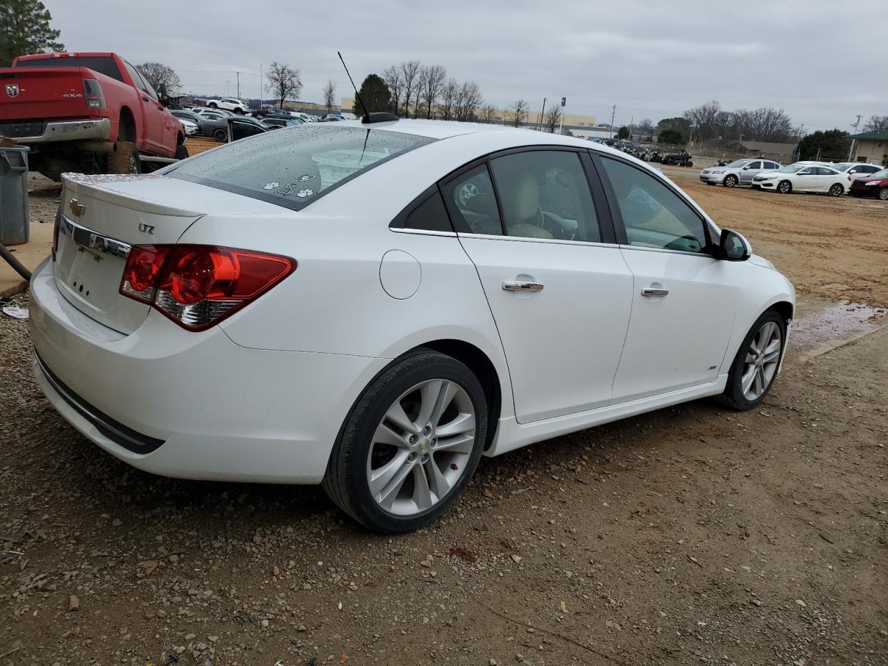 2015 Chevrolet Cruze - Image 3