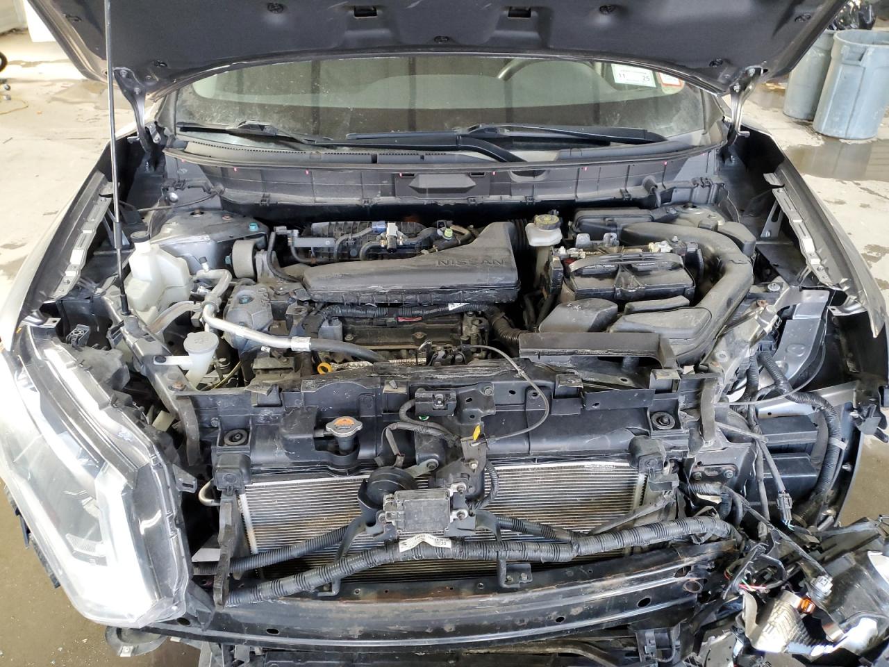 2019 Nissan Rogue - Image 12