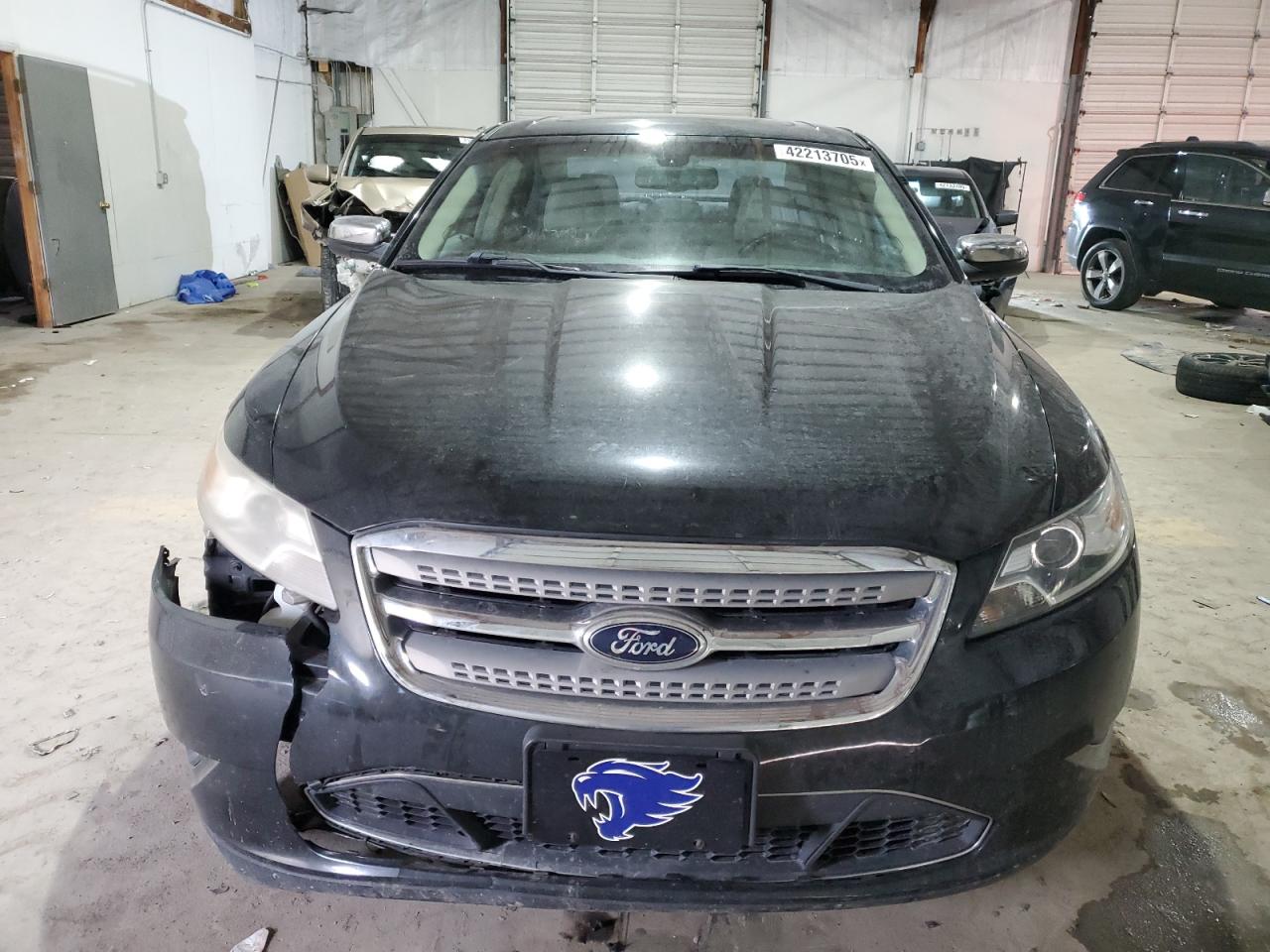 2012 Ford Taurus - Image 5