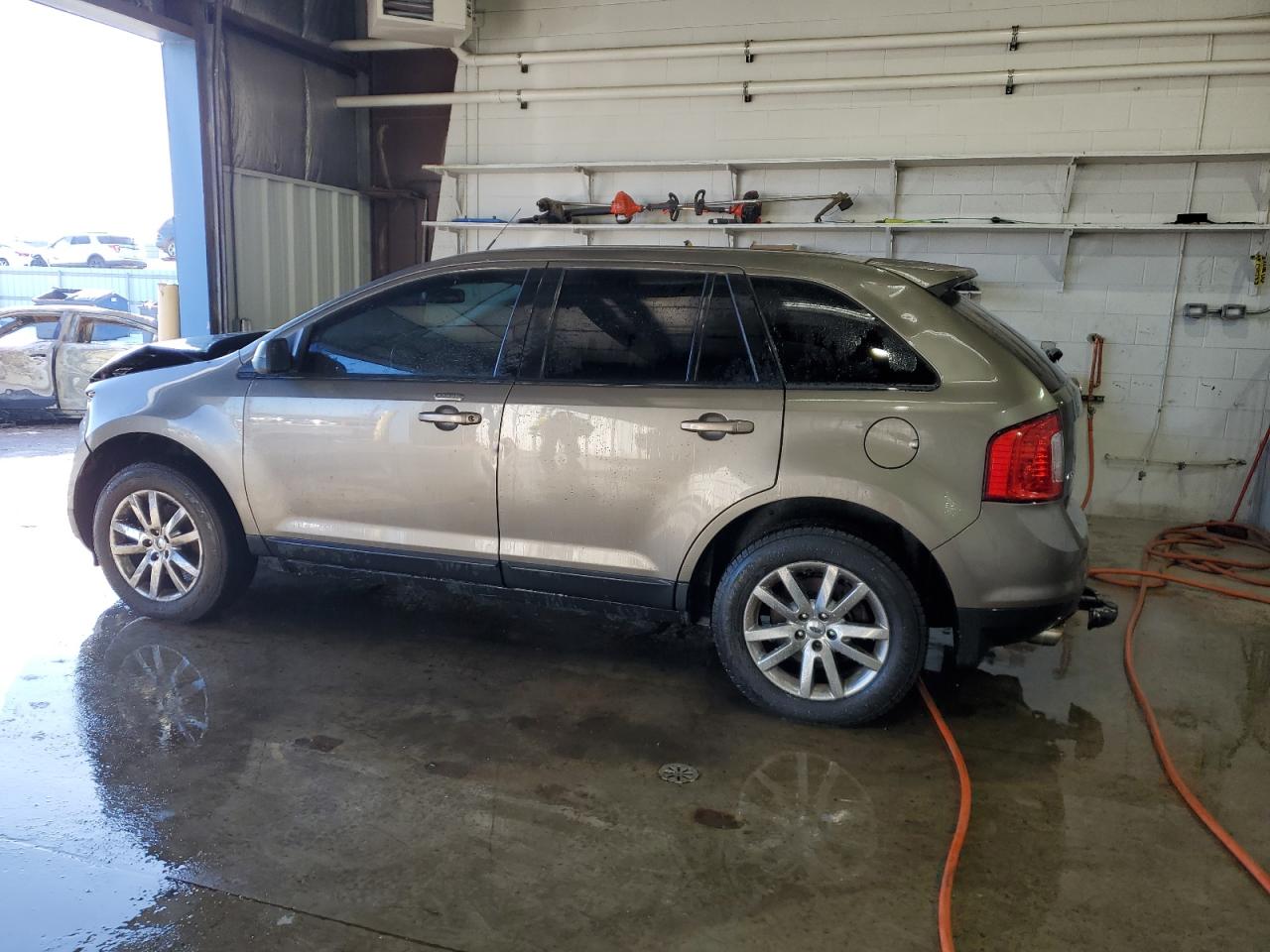 2013 Ford Edge - Image 2