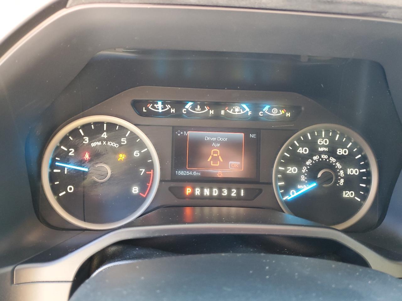 2015 Ford F-150 - Image 9