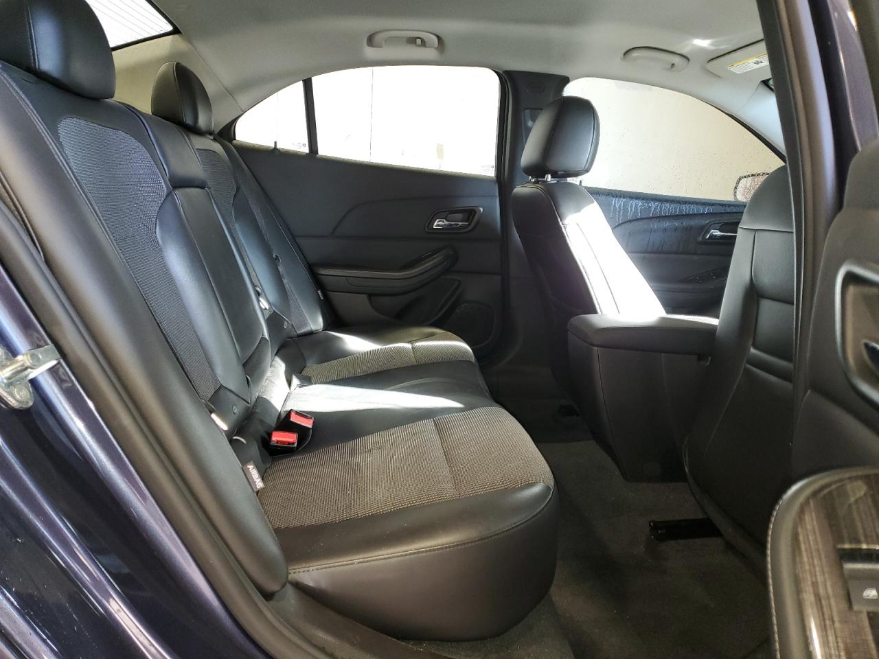 2014 Chevrolet Malibu - Image 10