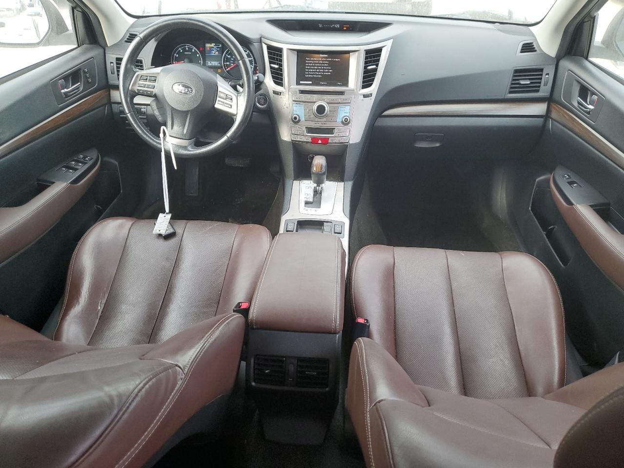 2014 Subaru Outback - Image 8