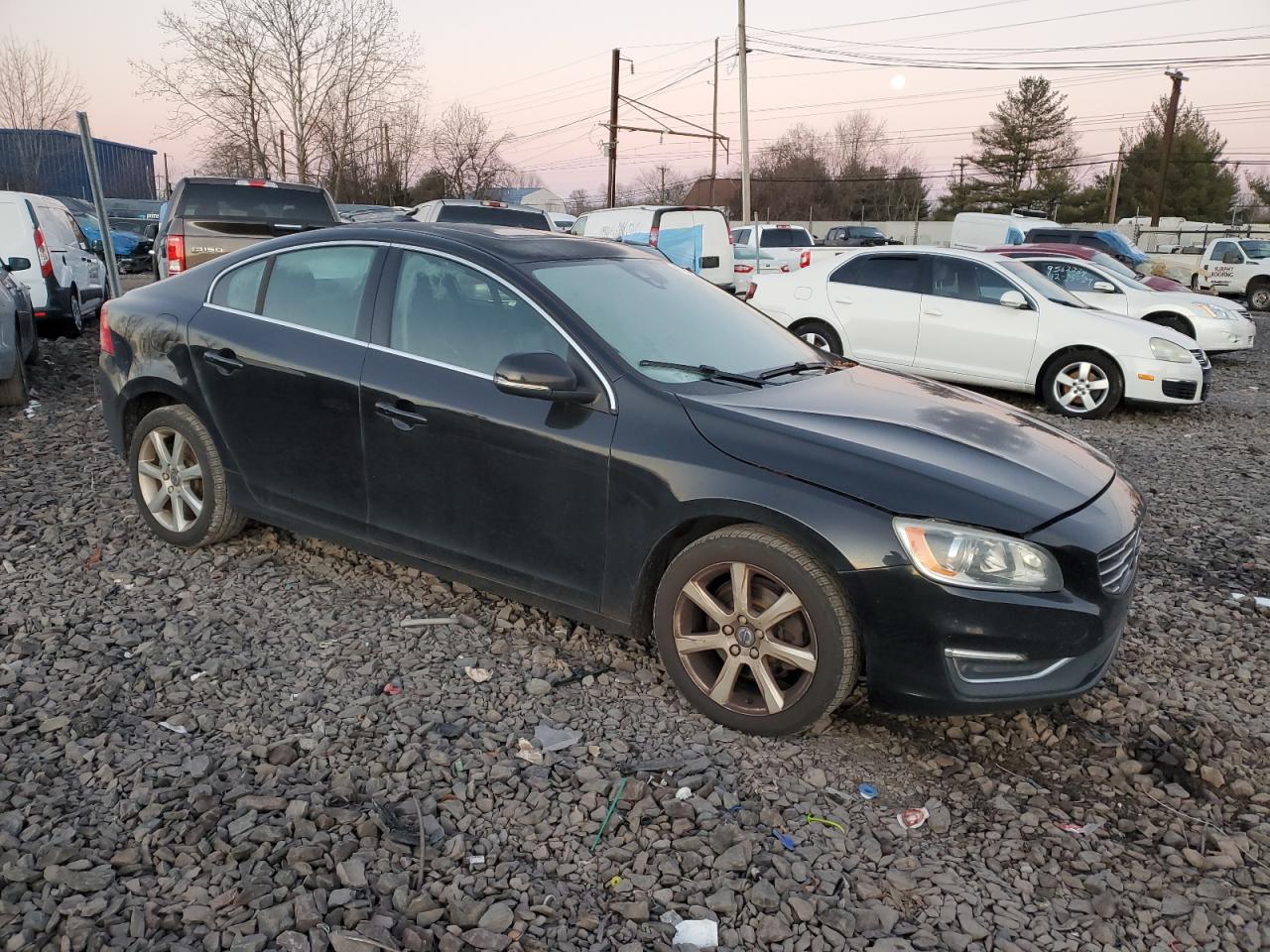 VIN YV126MFK0G2393790 2016 VOLVO S60 no.4