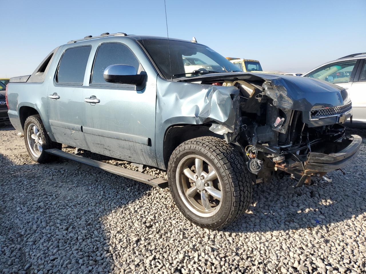 2008 Chevrolet Avalanche - Image 4