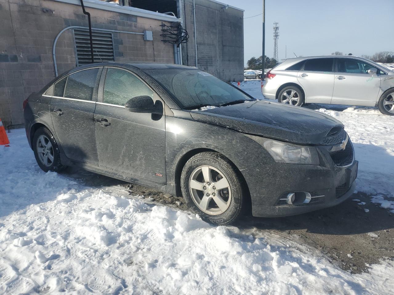 VIN 1G1PC5SB0E7200143 2014 CHEVROLET CRUZE no.4