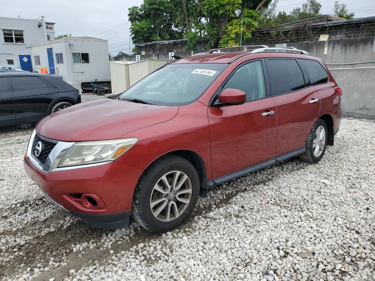 2014 Nissan Pathfinder - Image 1