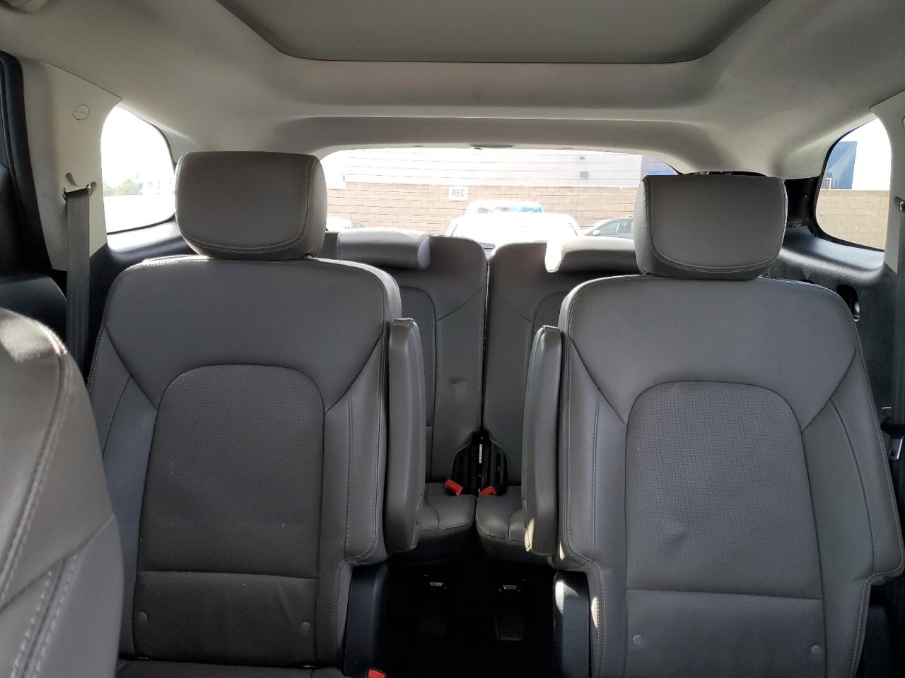 2019 Hyundai Santa Fe - Image 10