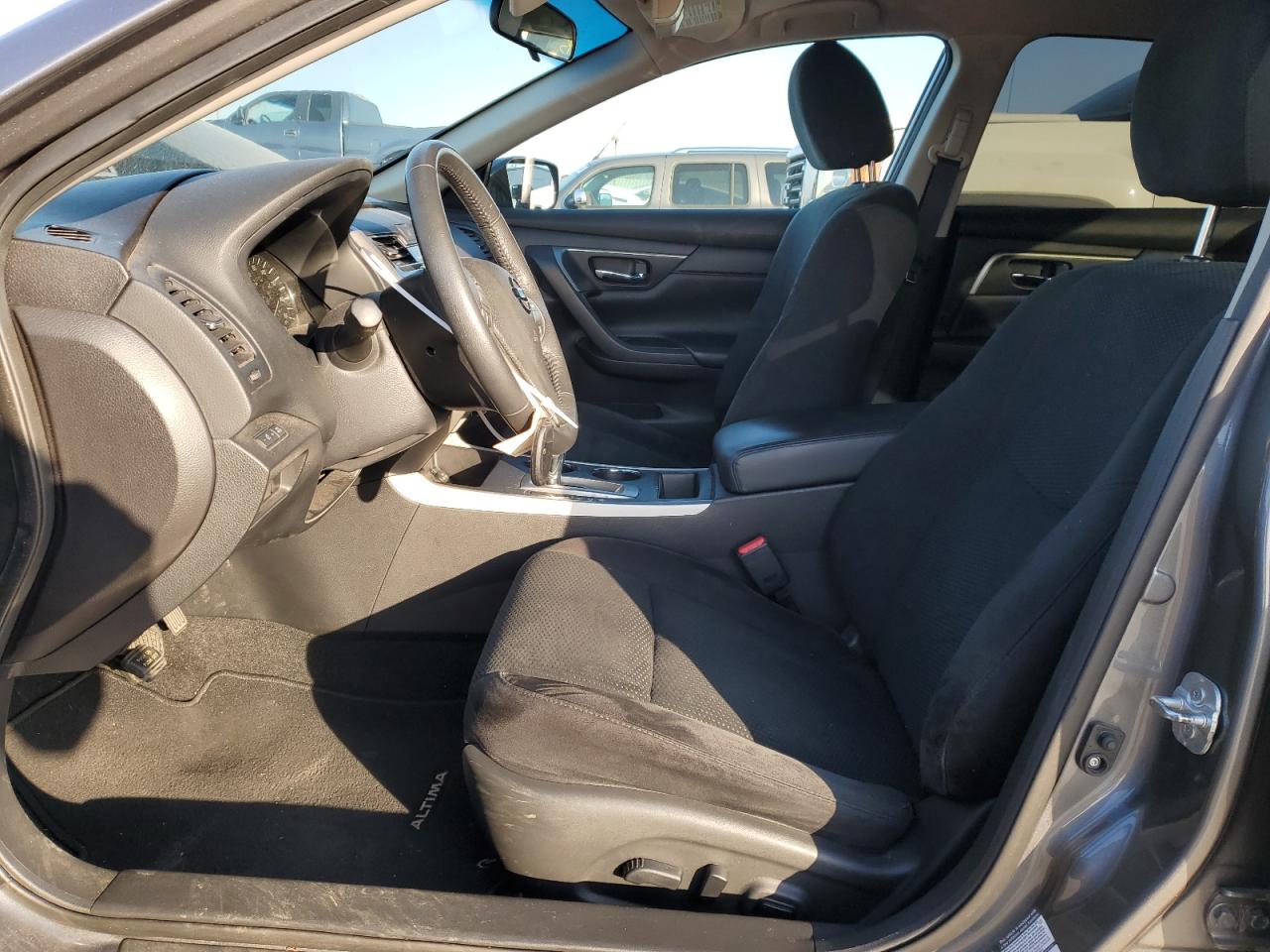 2015 Nissan Altima - Image 7