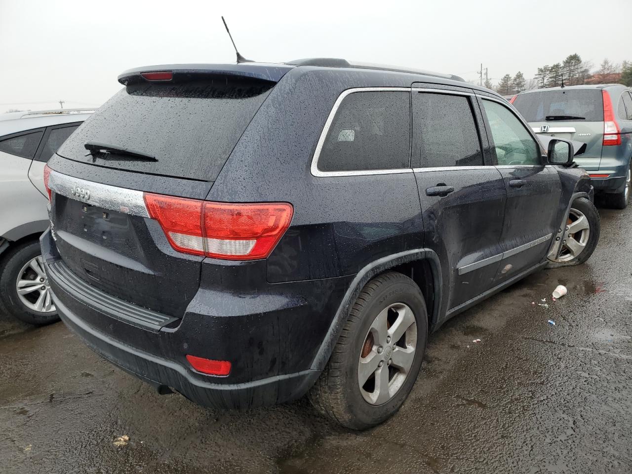 2011 Jeep Grand Cherokee - Image 3