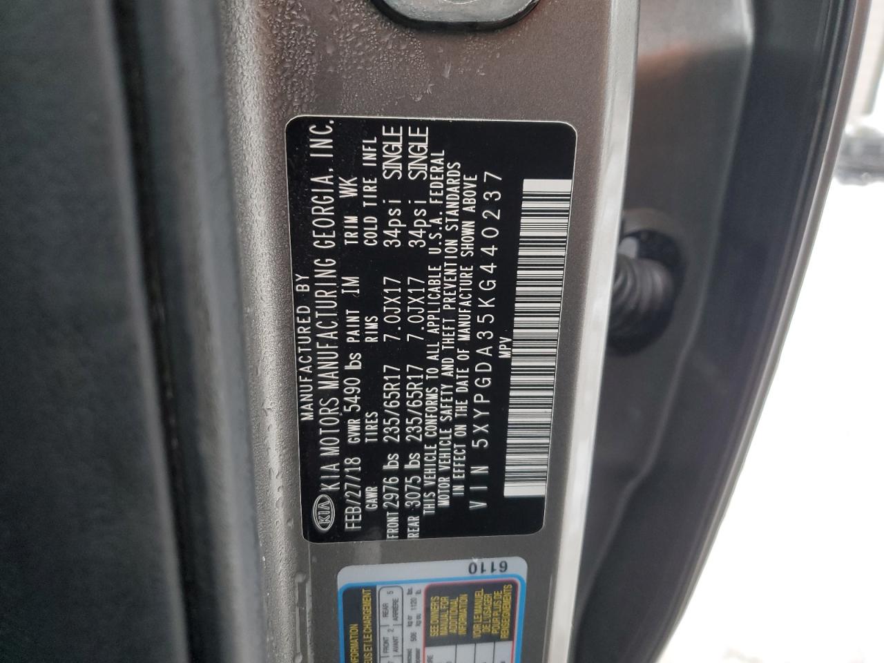 2019 Kia Sorento - Image 13