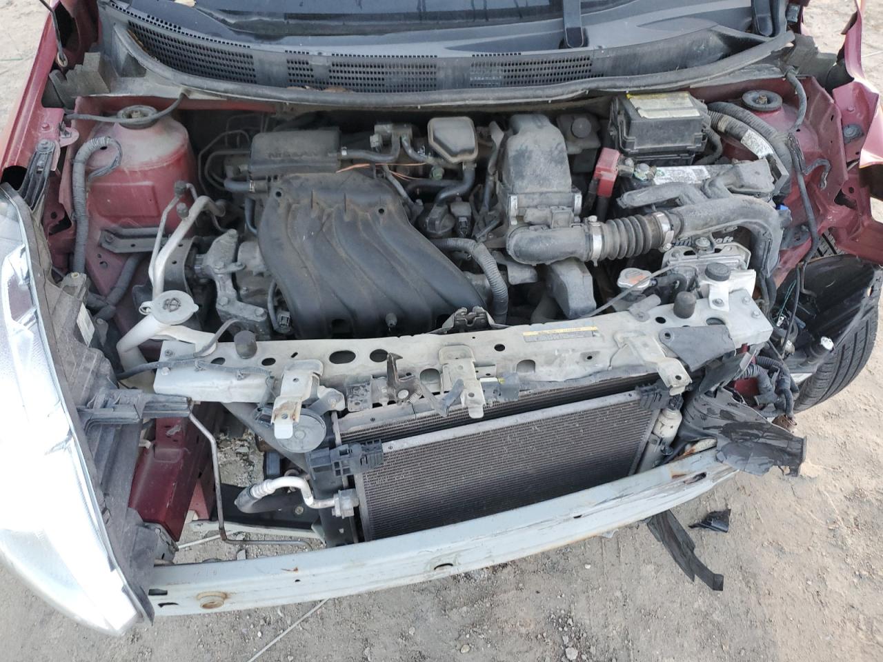 2015 Nissan Versa - Image 11
