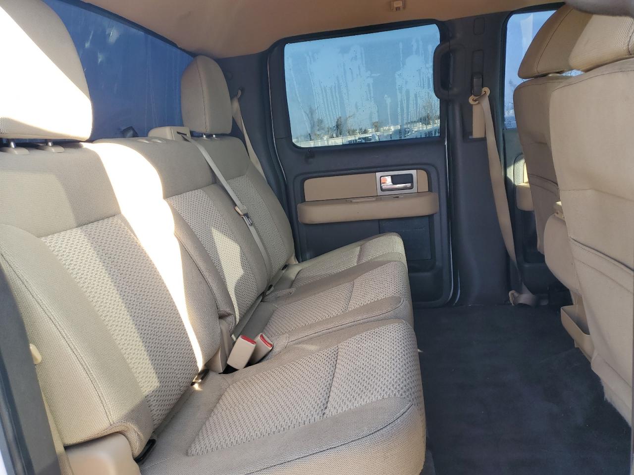 2011 Ford F-150 - Image 10
