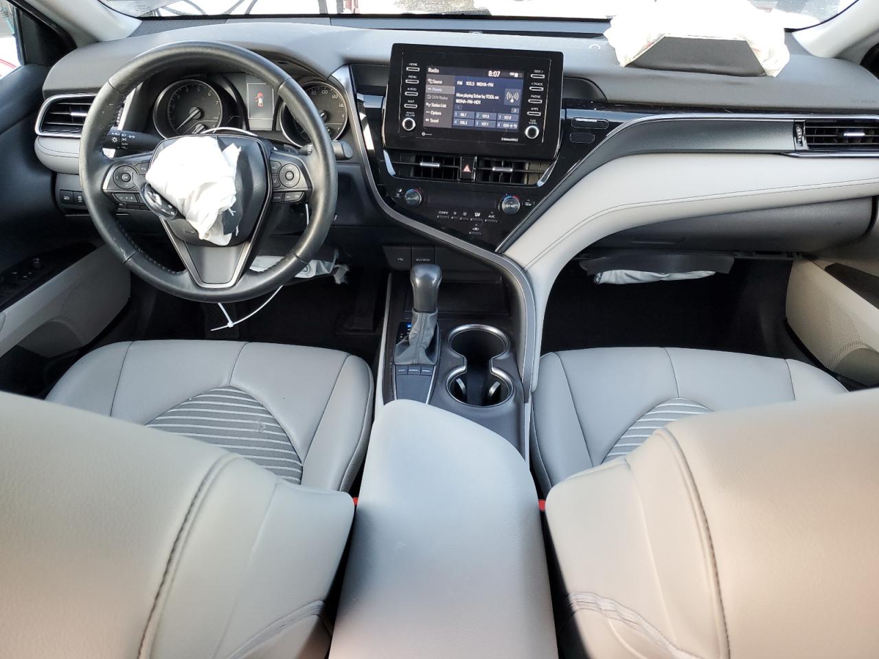 2022 Toyota Camry - Image 8