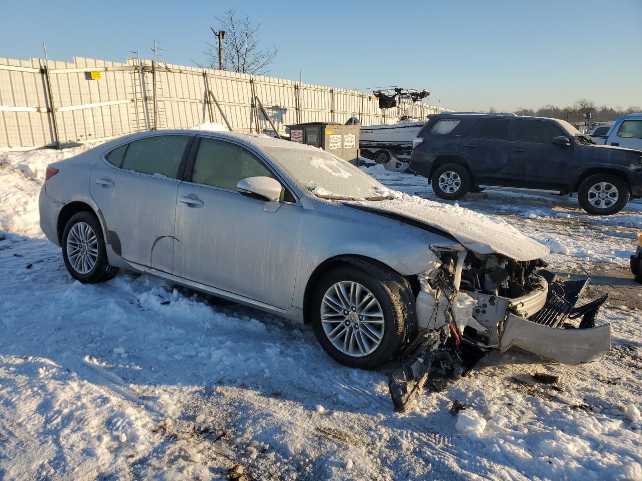 2015 Lexus ES - Image 4