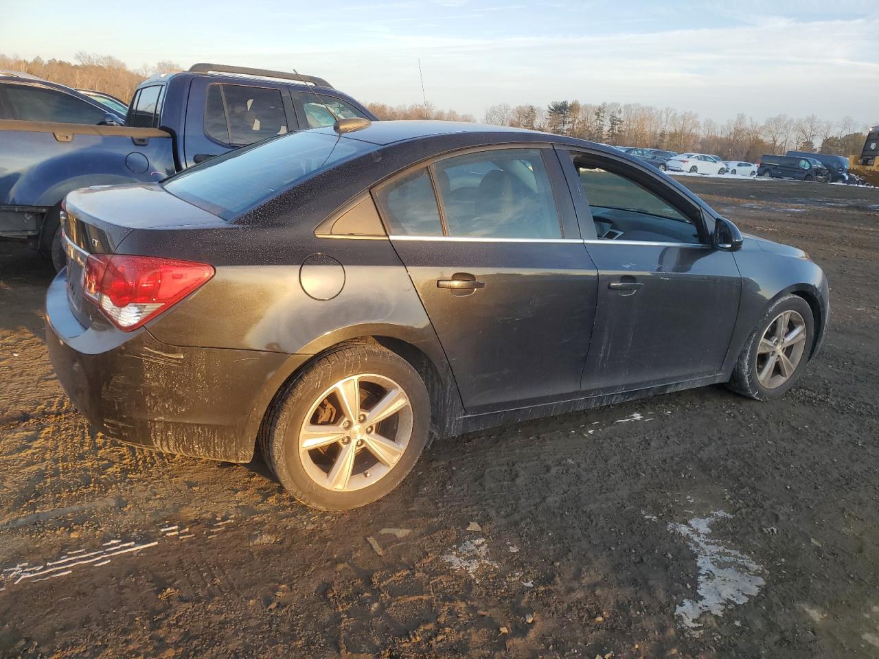 2015 Chevrolet Cruze - Image 3