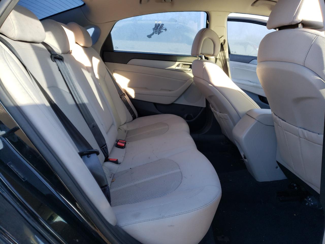 2015 Hyundai Sonata - Image 10