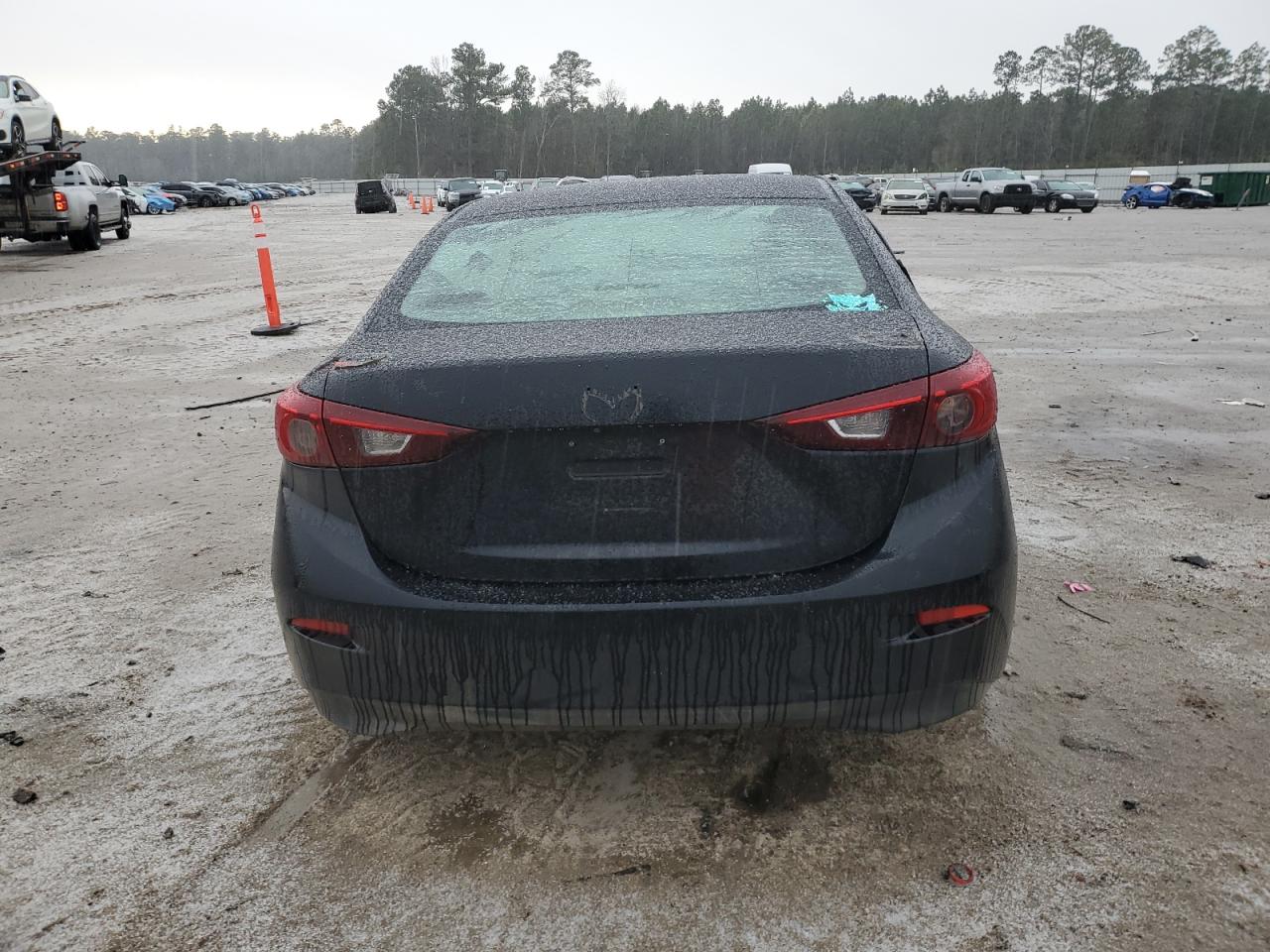 2017 Mazda 3 - Image 6