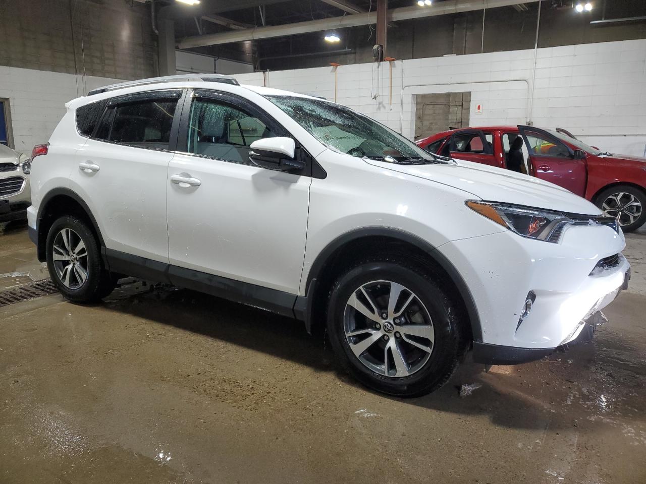 2018 Toyota RAV 4 - Image 4