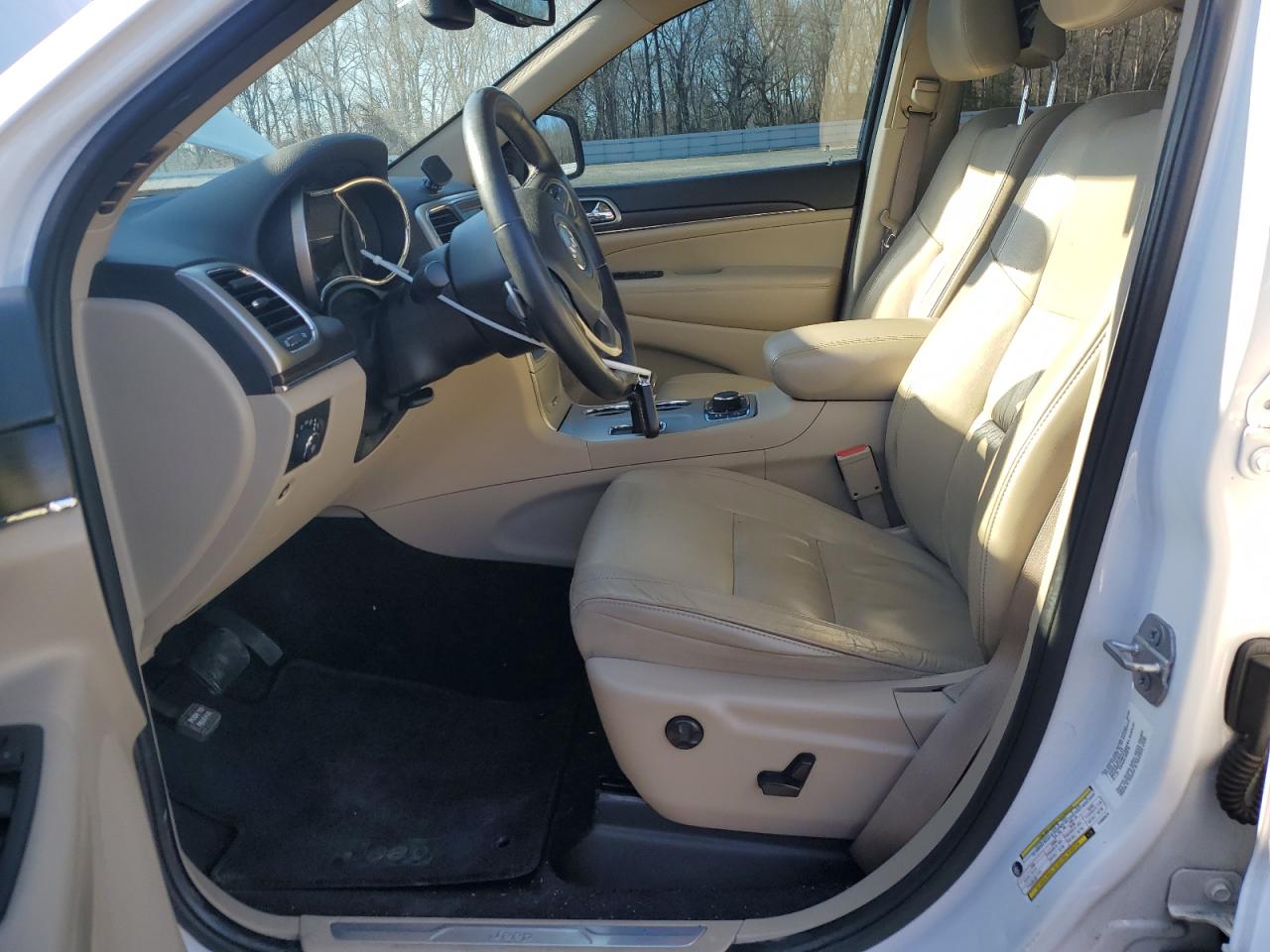 2015 Jeep Grand Cherokee - Image 7