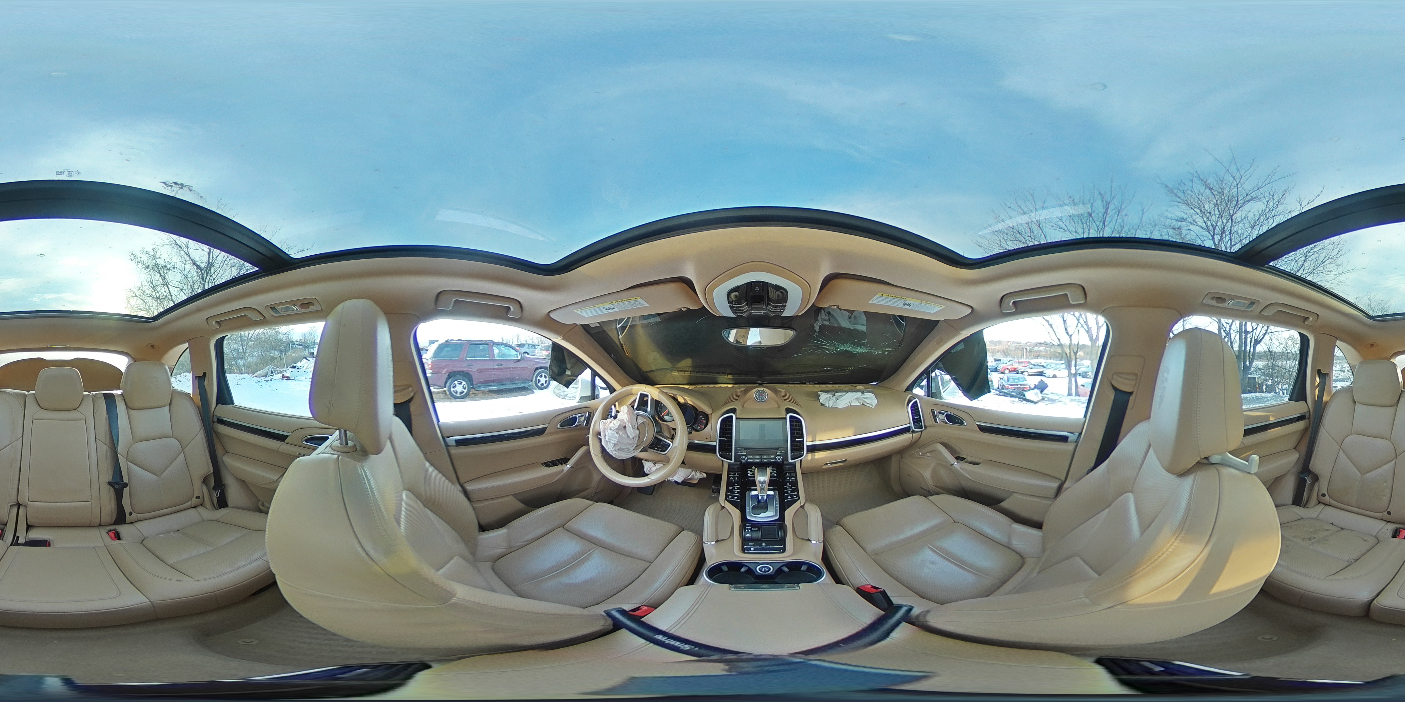 2017 Porsche Cayenne - Image 14