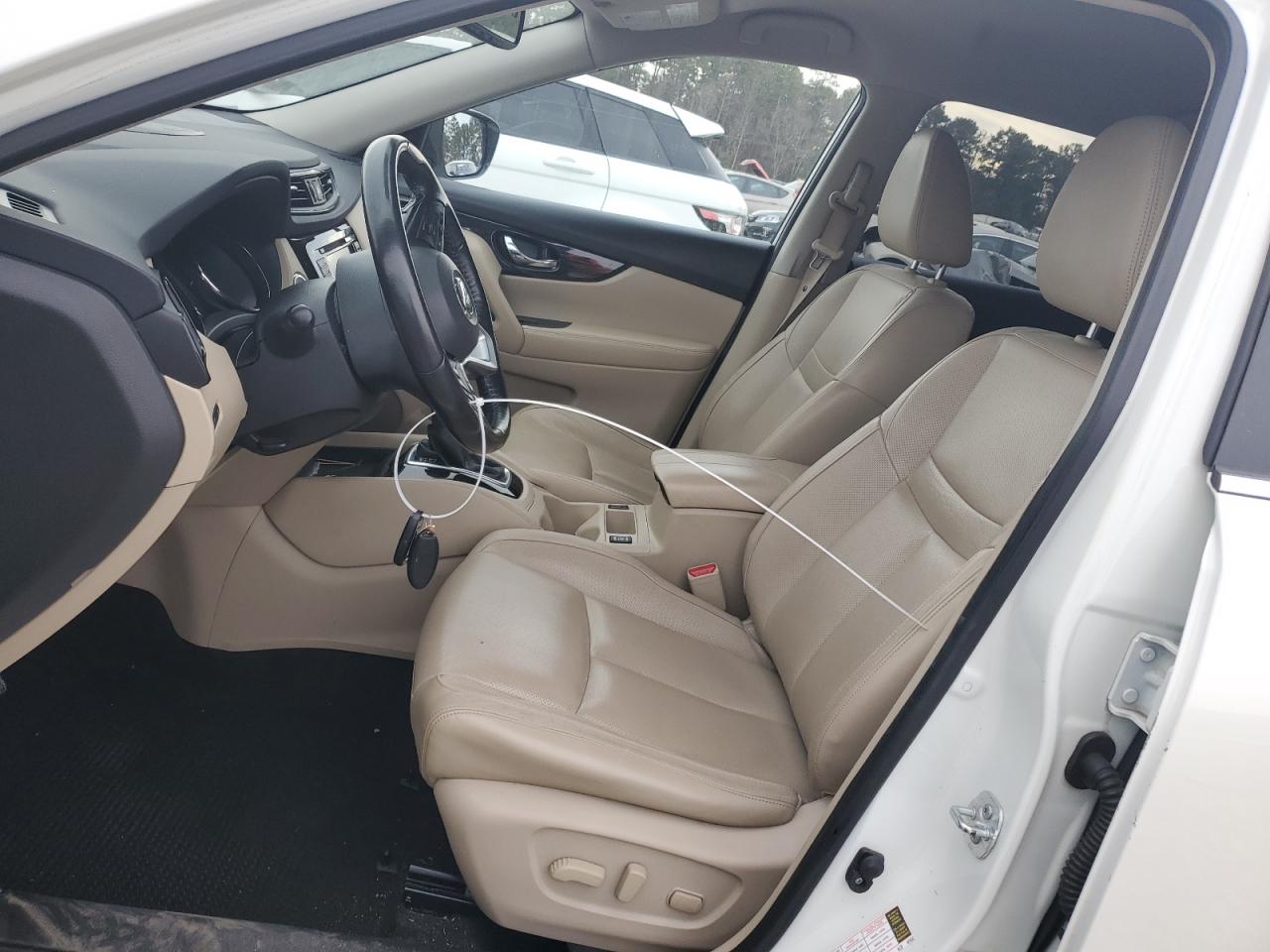 2017 Nissan Rogue - Image 7