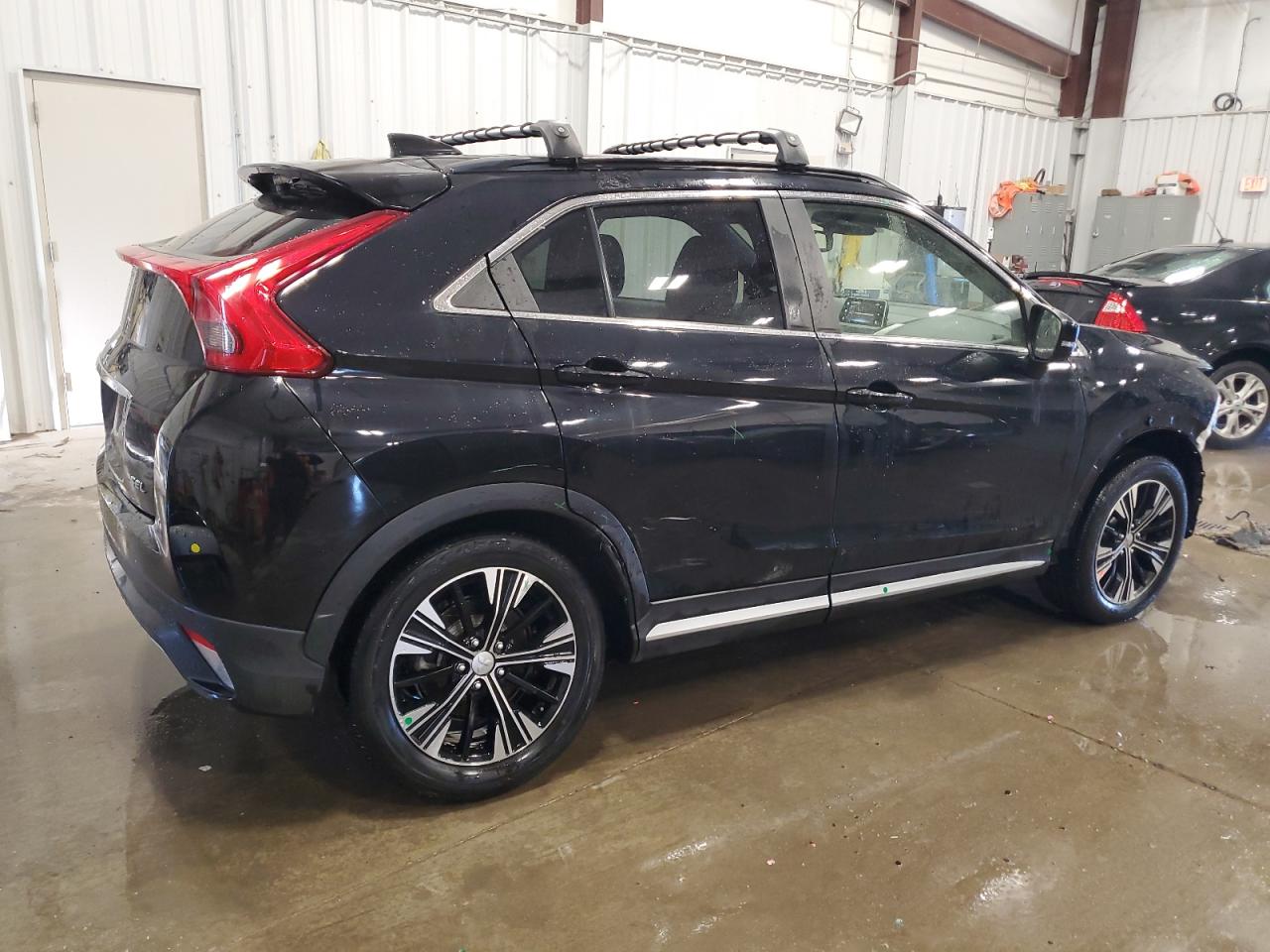 2020 Mitsubishi Eclipse - Image 3