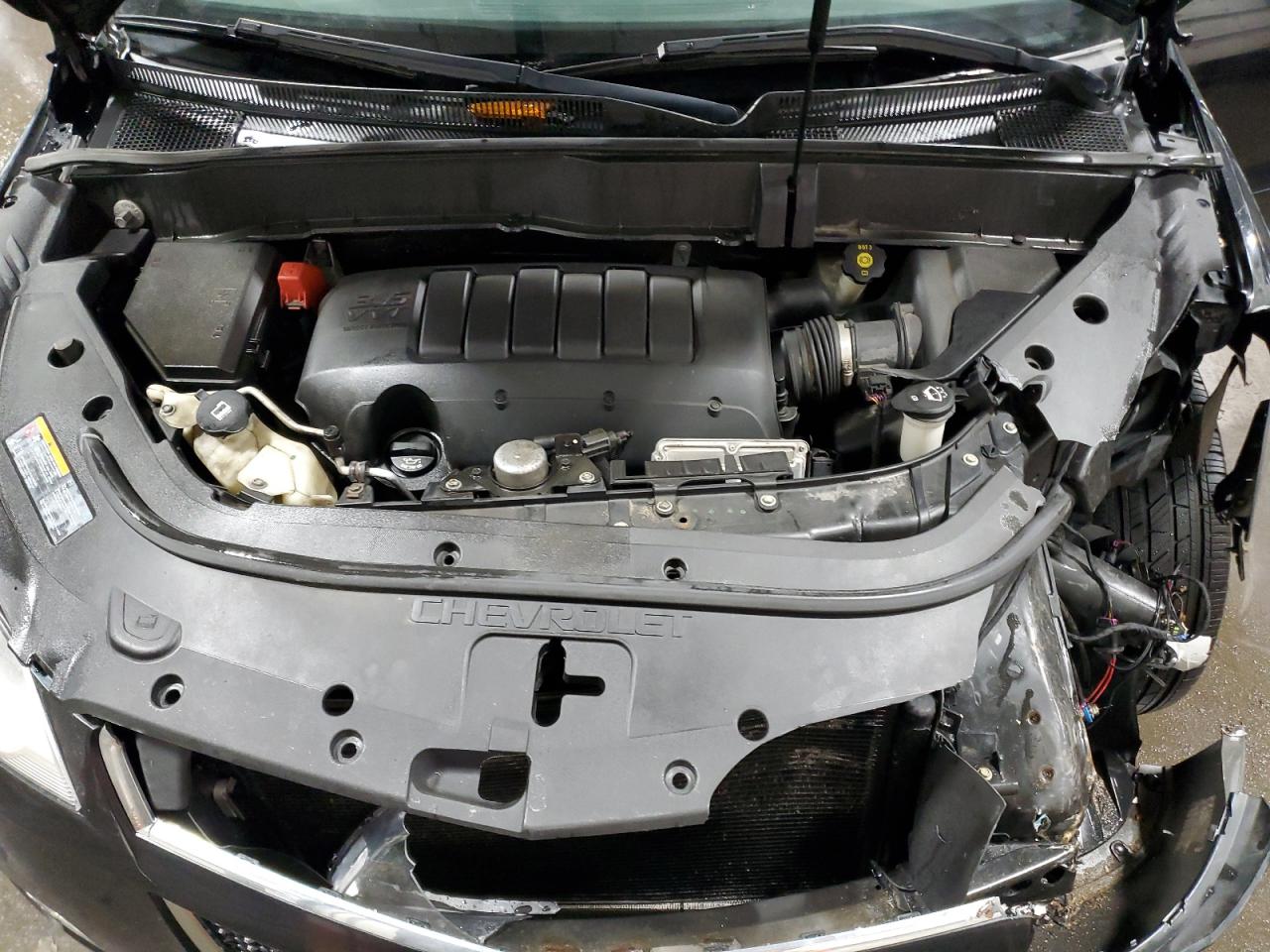 2010 Chevrolet Traverse - Image 12