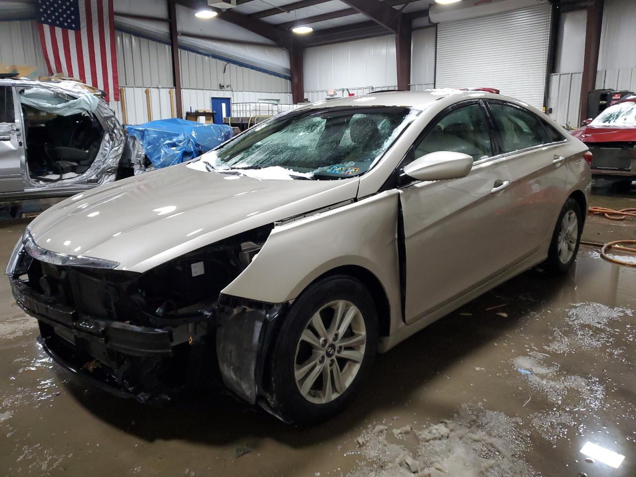 2012 Hyundai Sonata - Image 1