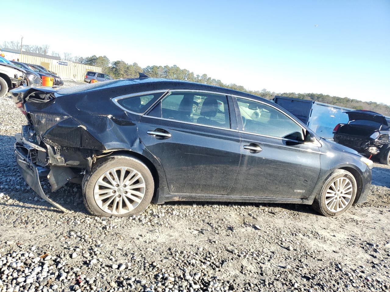 2015 Toyota Avalon - Image 3