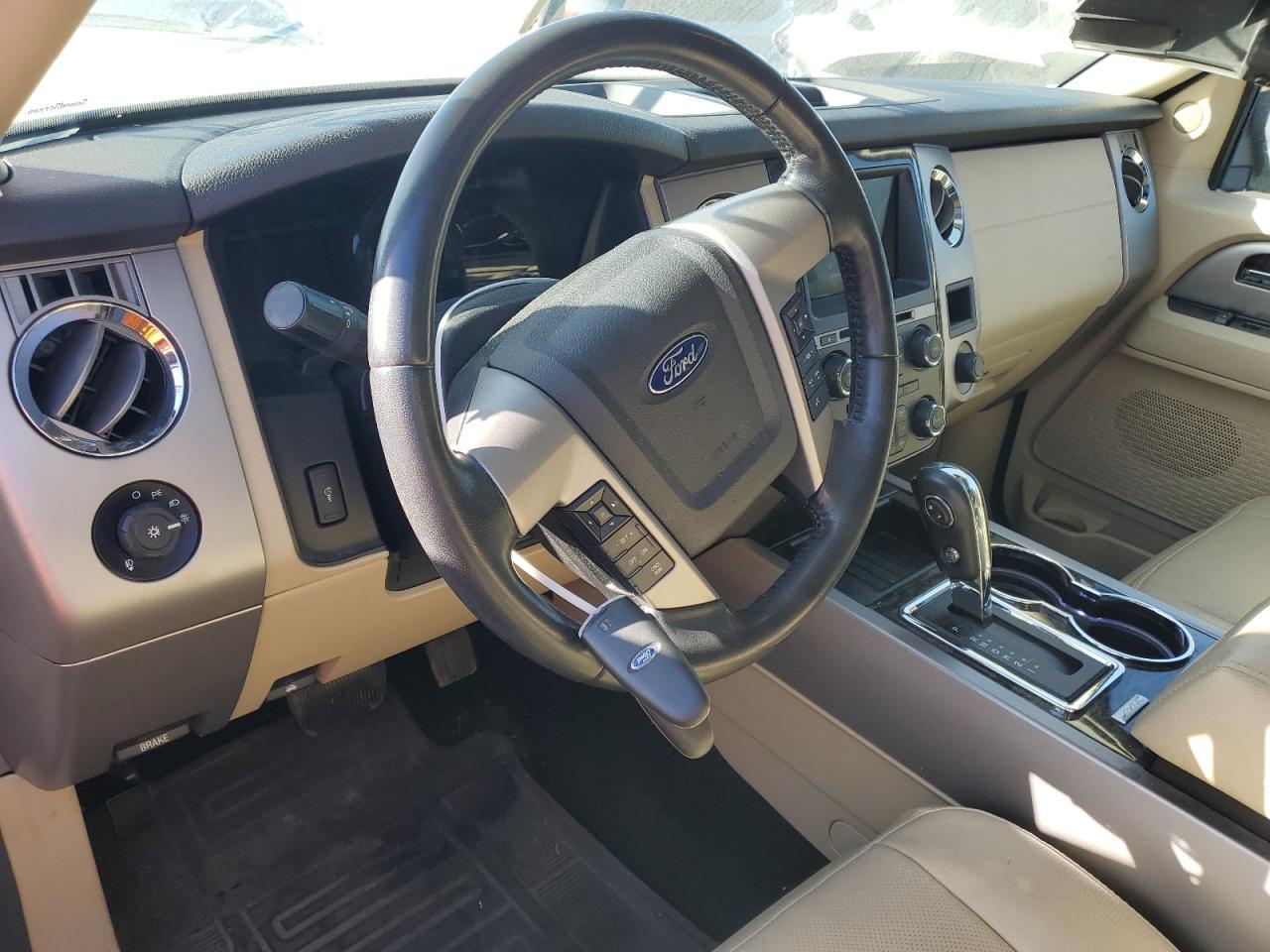 2017 Ford Expedition - Image 8