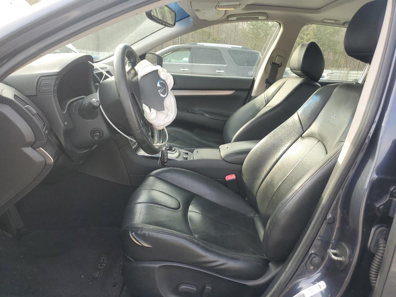 2013 Infiniti G - Image 7