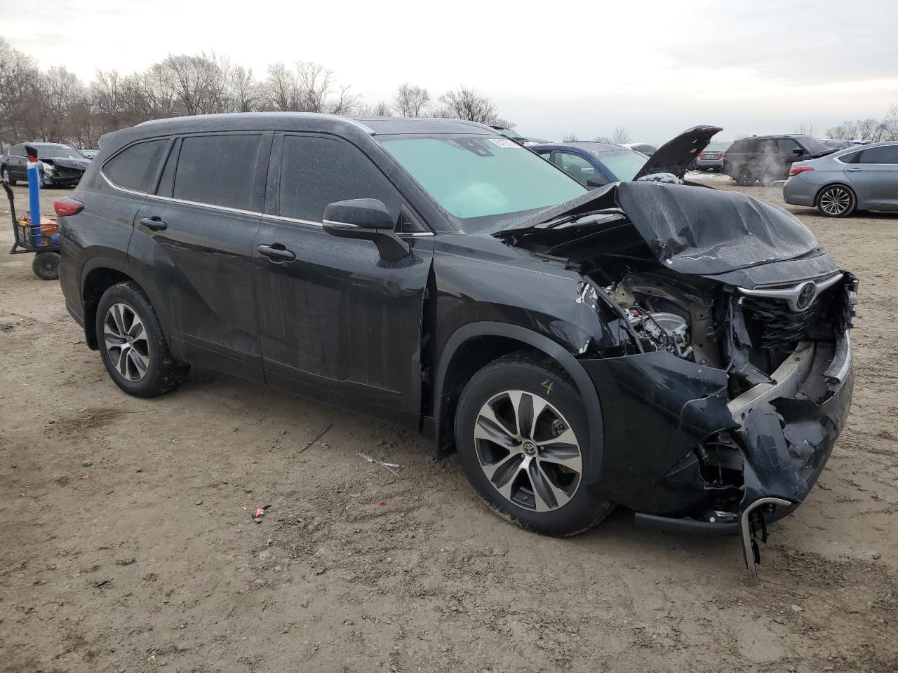 2020 Toyota Highlander - Image 4