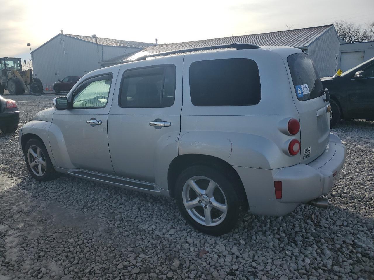 2010 Chevrolet HHR - Image 2