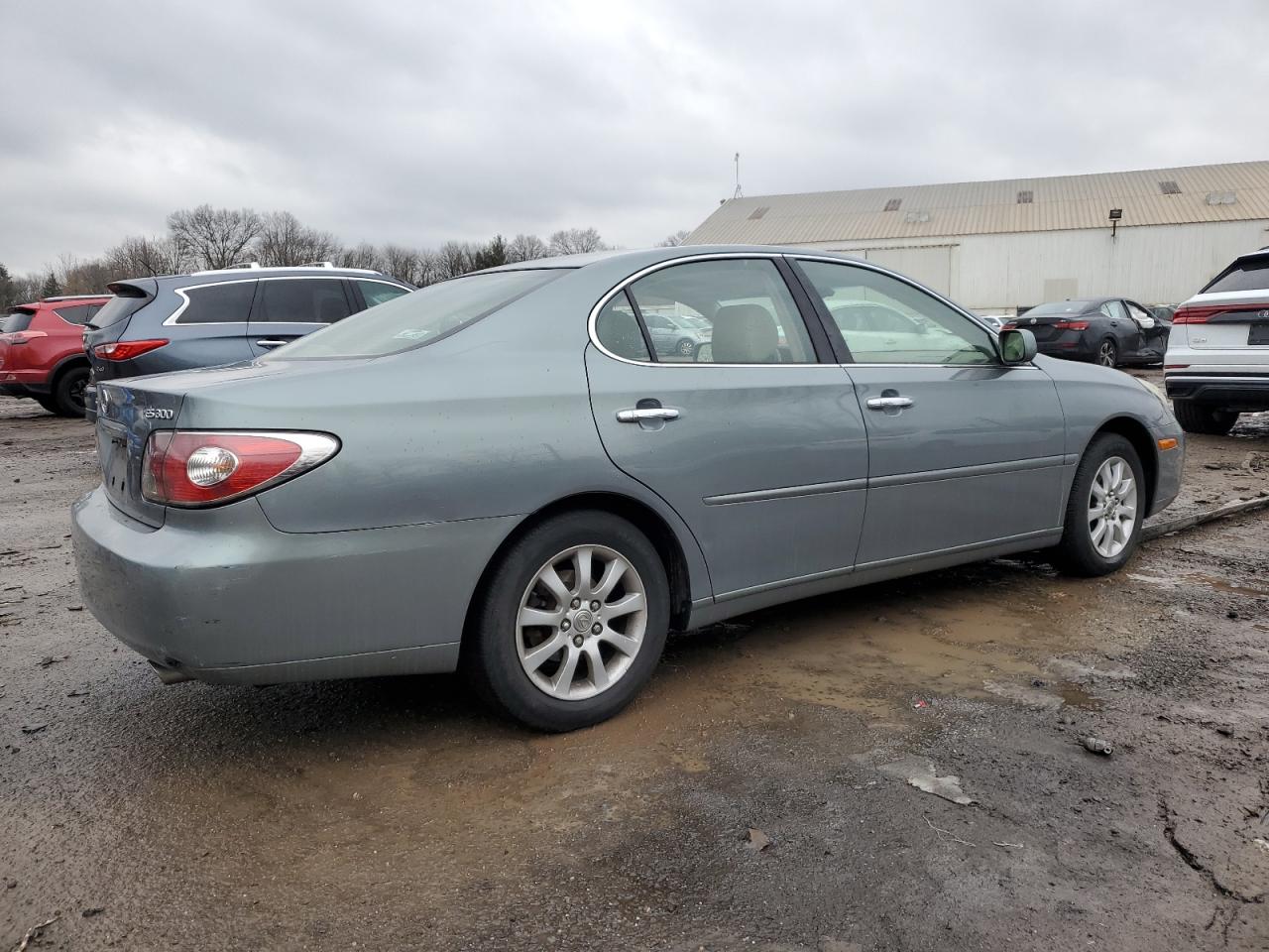 2003 Lexus ES - Image 3