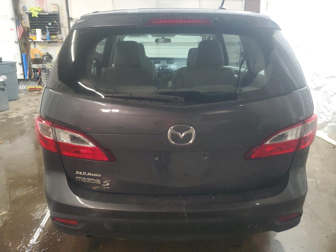 2013 Mazda 5 - Image 6