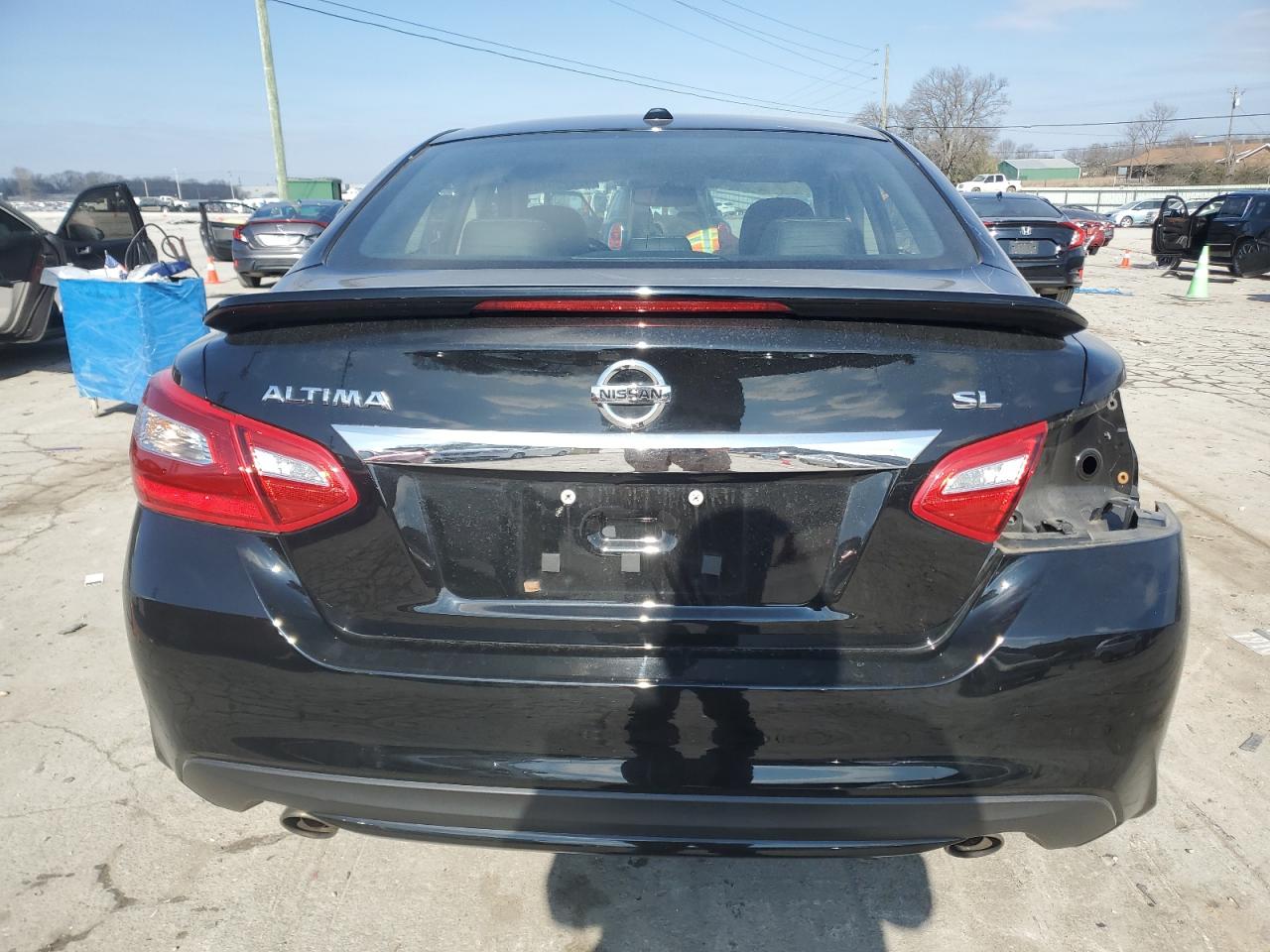 2017 Nissan Altima - Image 6