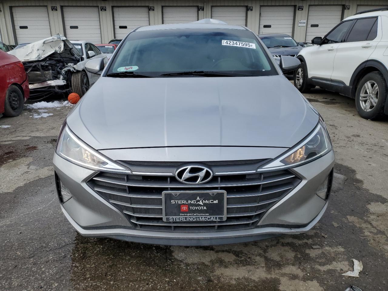 2020 Hyundai Elantra - Image 5