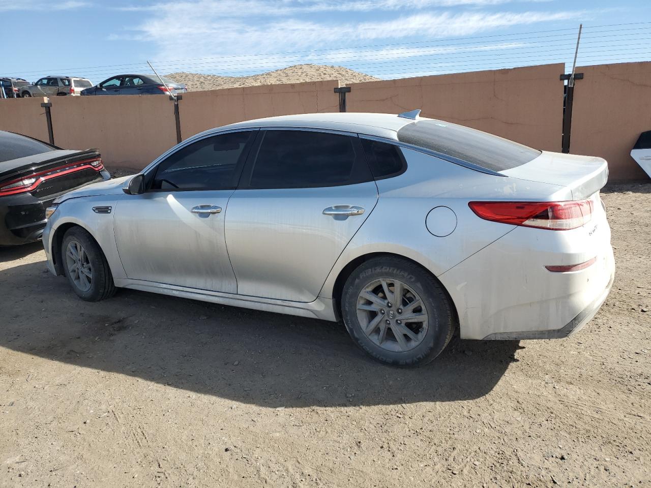2019 Kia Optima - Image 2