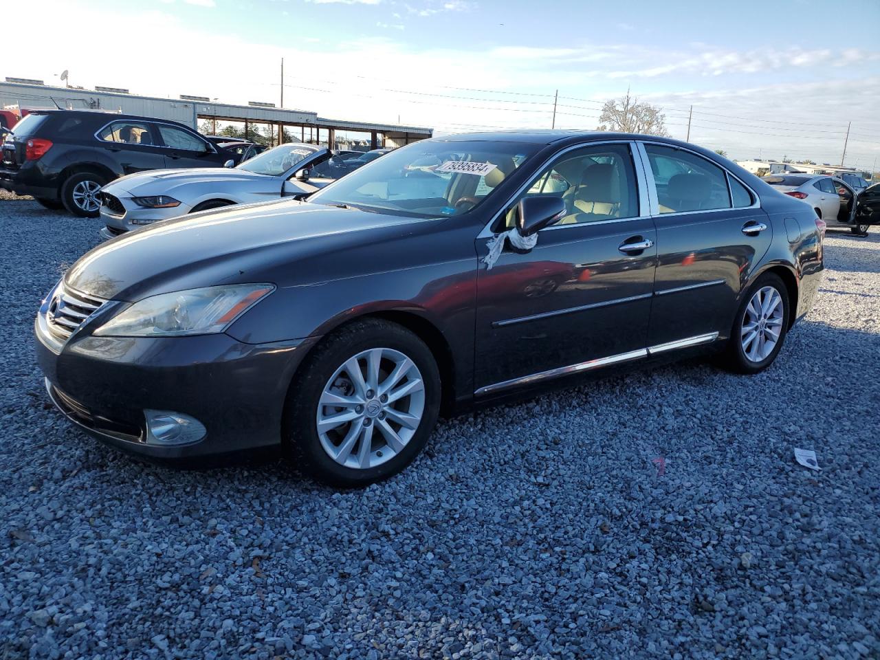 2010 Lexus ES - Image 1