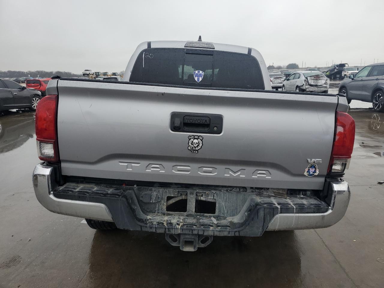 2020 Toyota Tacoma - Image 6