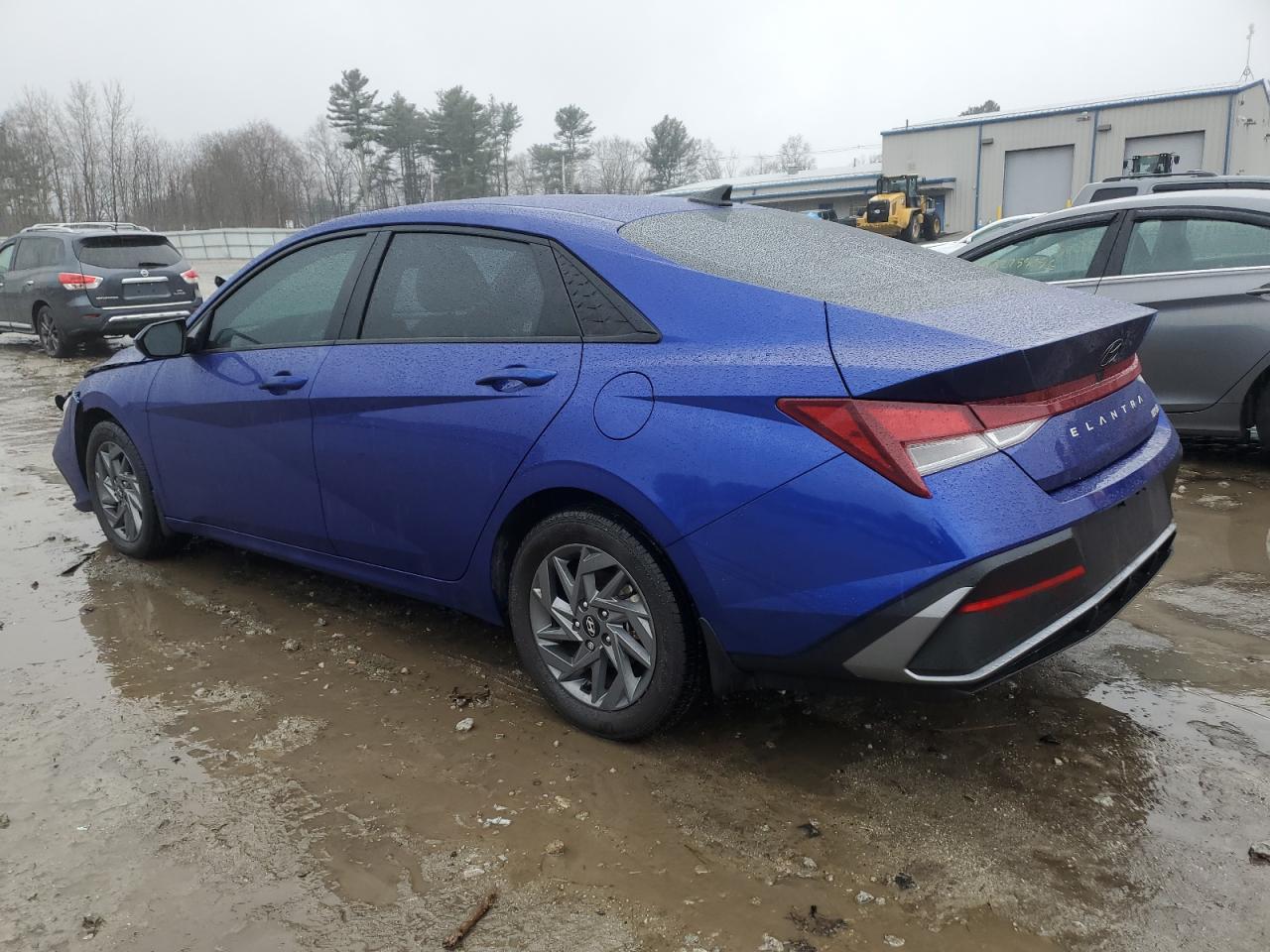 2024 Hyundai Elantra - Image 2