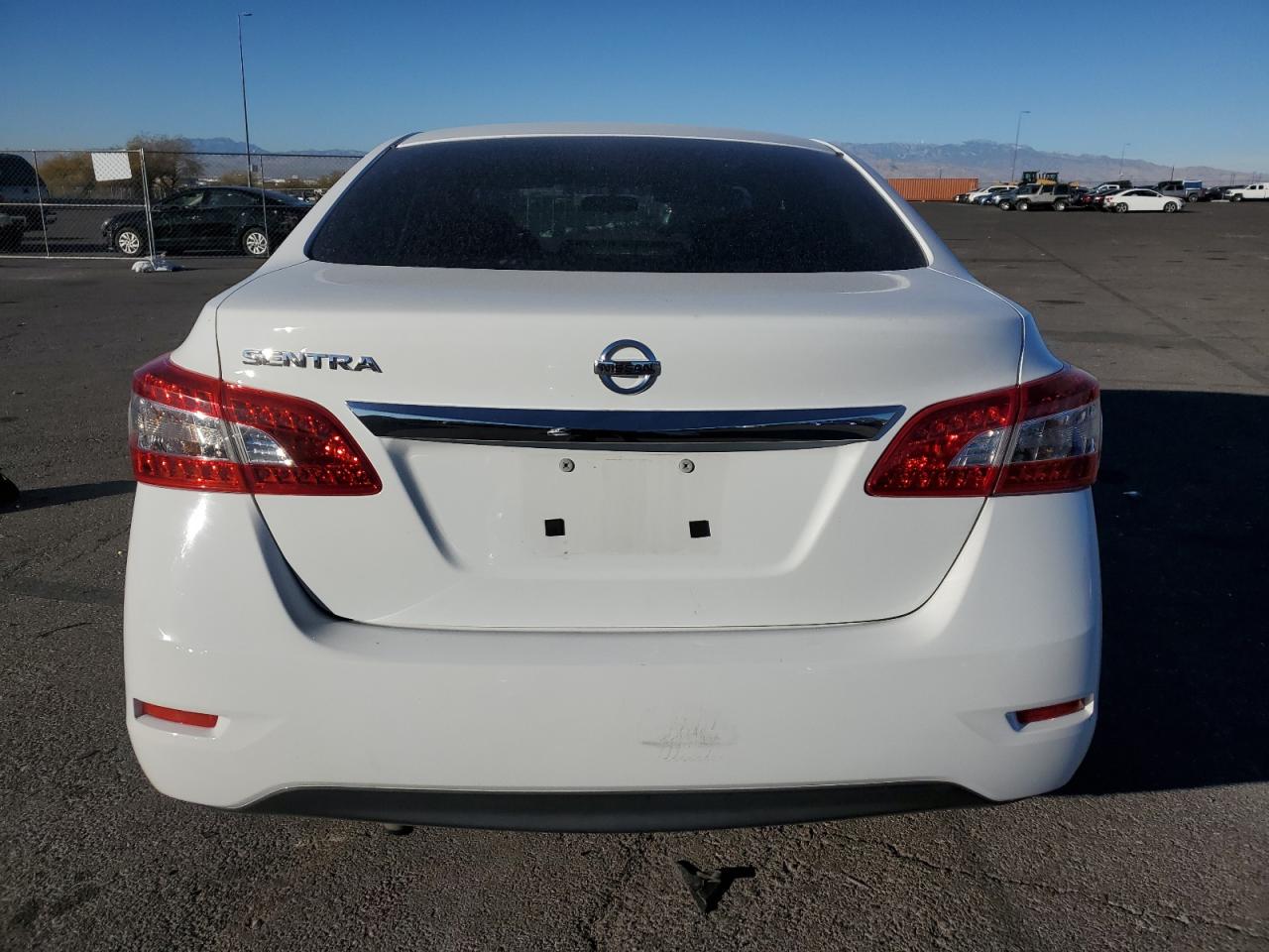 2015 Nissan Sentra - Image 6